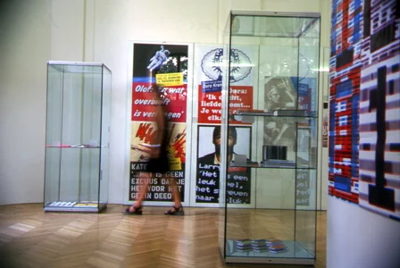 Exhibition displays — Superchrome print example